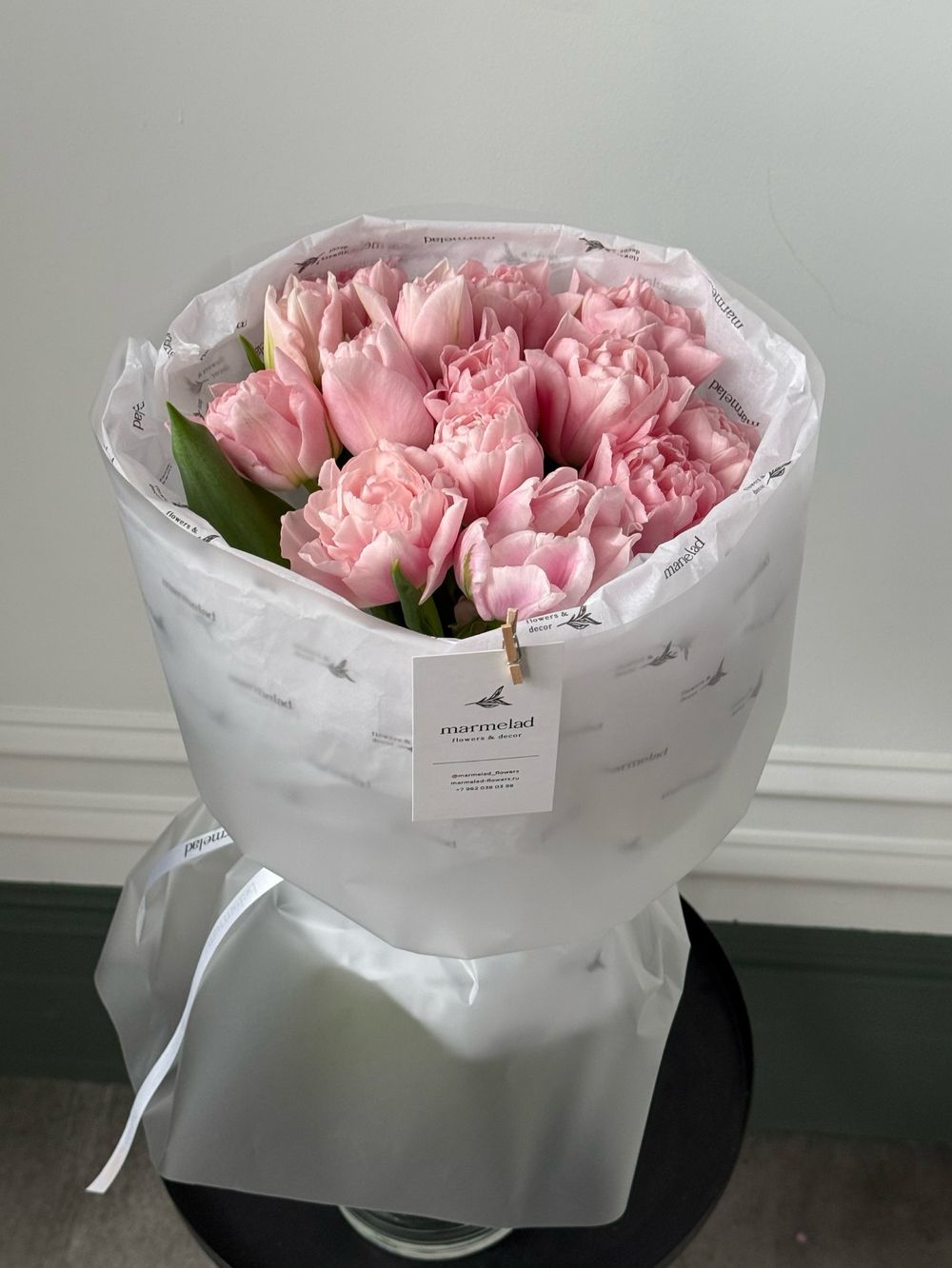 Букет из 15 нежно-розовых пионовидных тюльпанов