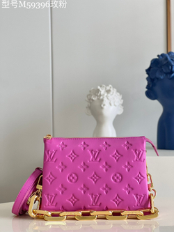 Louis Vuitton Coussin BB