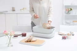 Brabantia - Хлебница с деревянной крышкой / артикул   128288  / GTIN 8710755128288