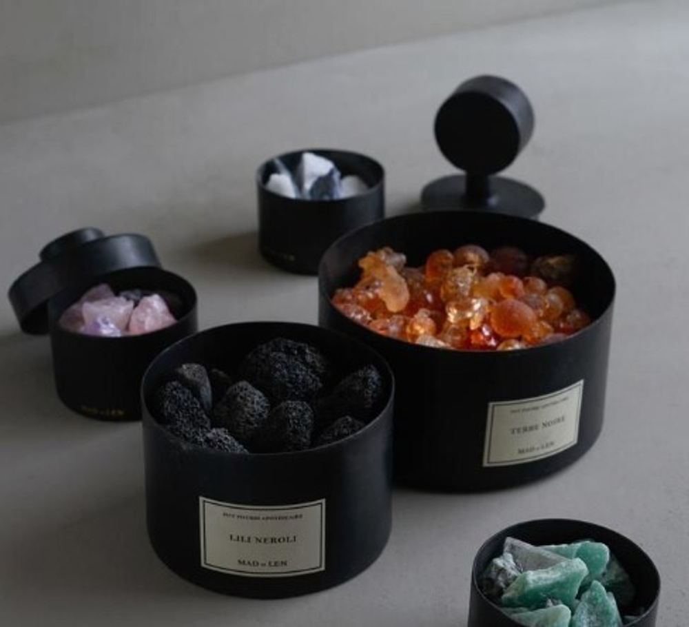 Камни ароматические Lili neroli  MAD et LEN янтарь/black