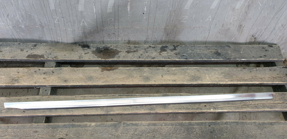 Молдинг двери задней левой Mercedes S (W222) 13-20 Б/У Оригинал A2226900880