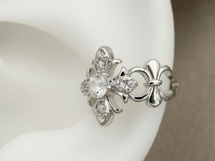 Кафф "Цветок со стразами"