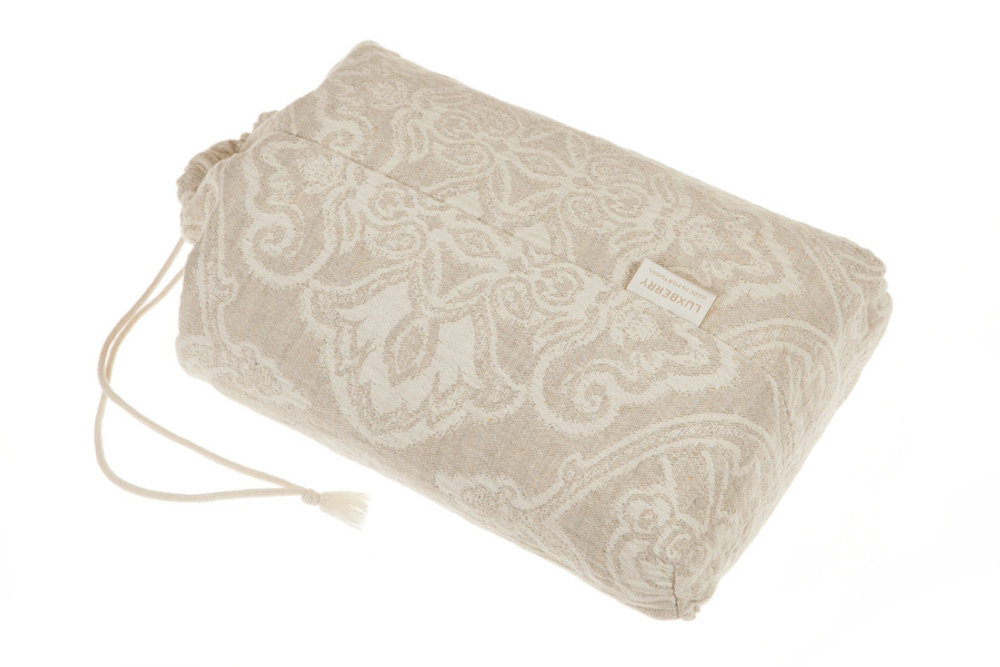 Элитное покрывало Every Time сливочное от Luxberry упаковка