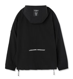Куртка с капюшоном из нейлона