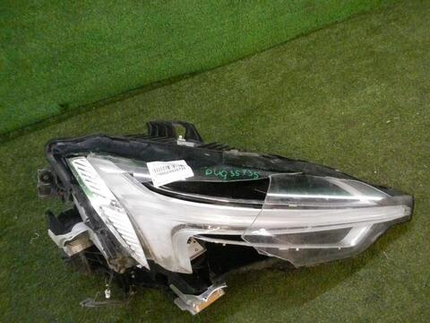 Битая Фара правая Volvo XC60 2 (2017-2021) LED