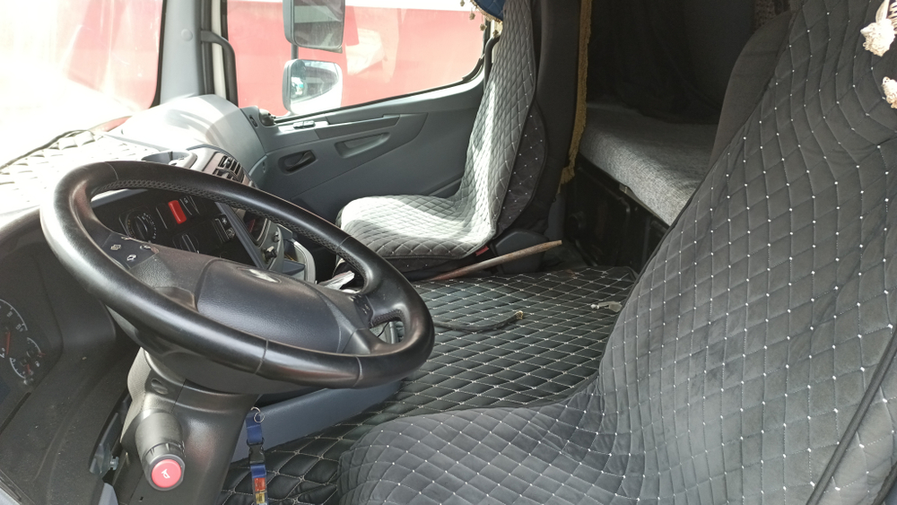 КамАЗ 5490 4x2 Седельный тягач 5490-S5 (Дизель/Газ, 12,0 л, 401 л.с., МТ)