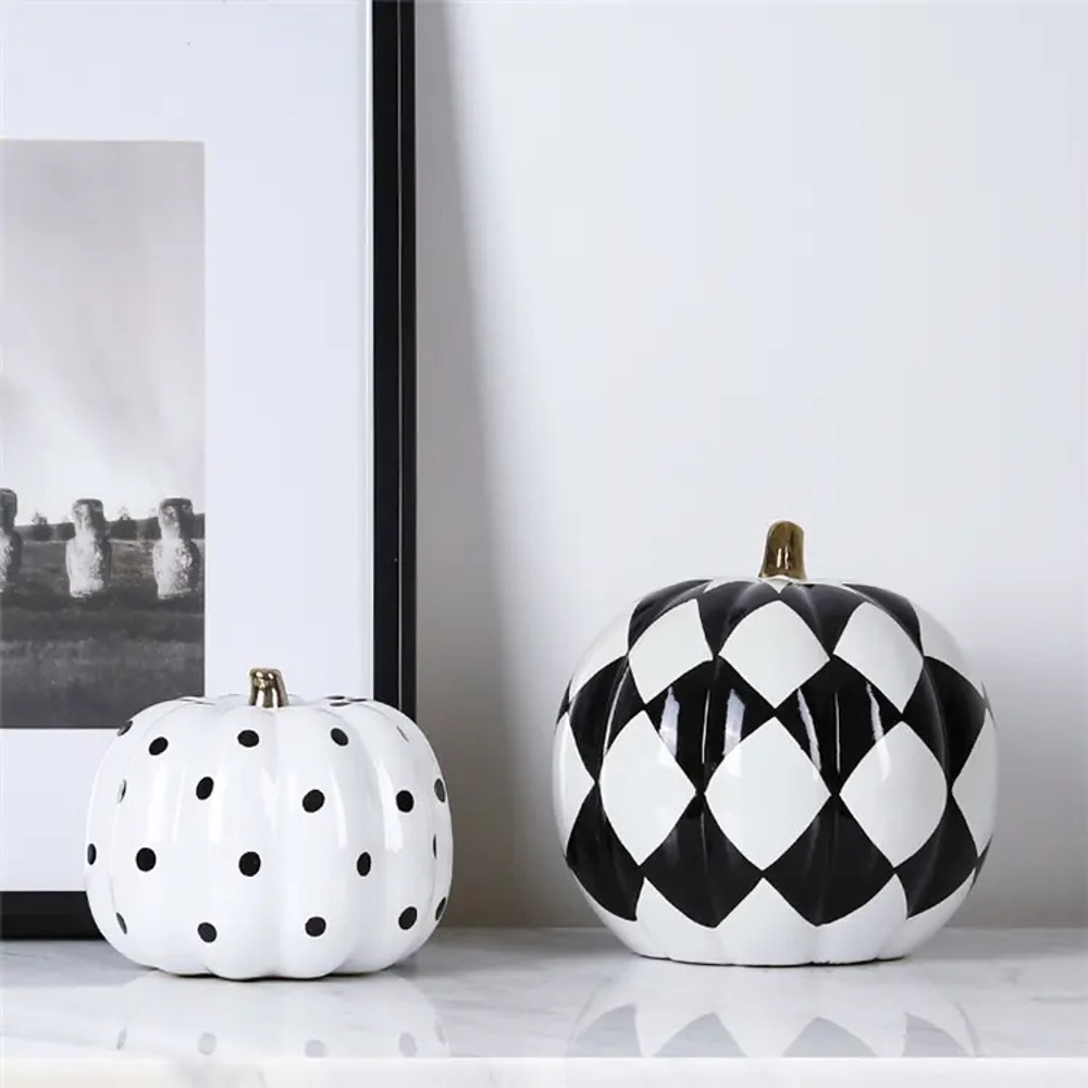 Статуэтка Grid pumpkin decoration