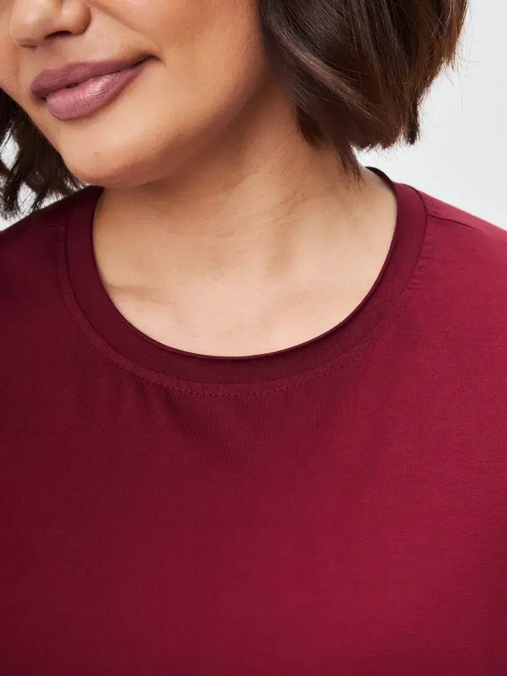 Футболка с баской оверсайз