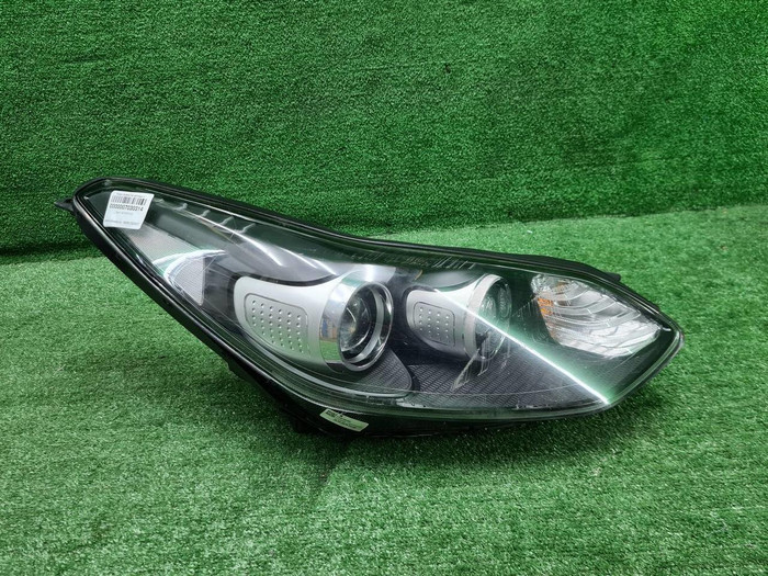 Фара правая KIA Sportage 4 QL (2016-2018) галоген