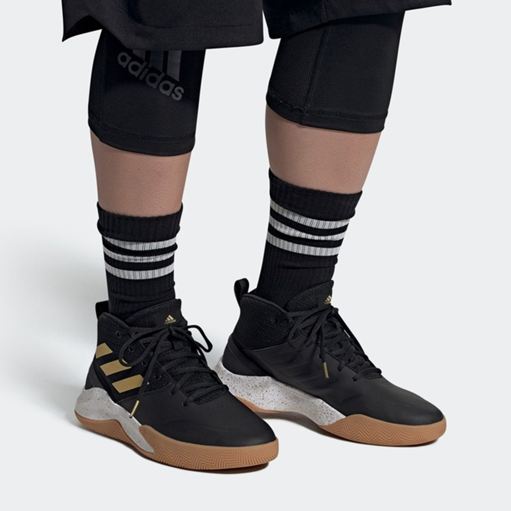 Кроссовки Adidas Ownthegame