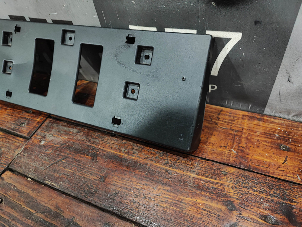 Площадка гос. номера Haval Jolion 21-нв Б/У Оригинал 2807100XST01A