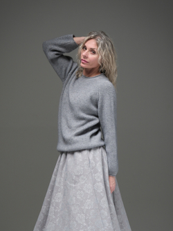 Свитер /серый