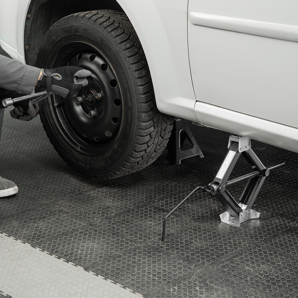 Домкрат ромбический винтовой универсальный ТУ 5.16-469-0213-04, 1,5 т, 105-375 мм