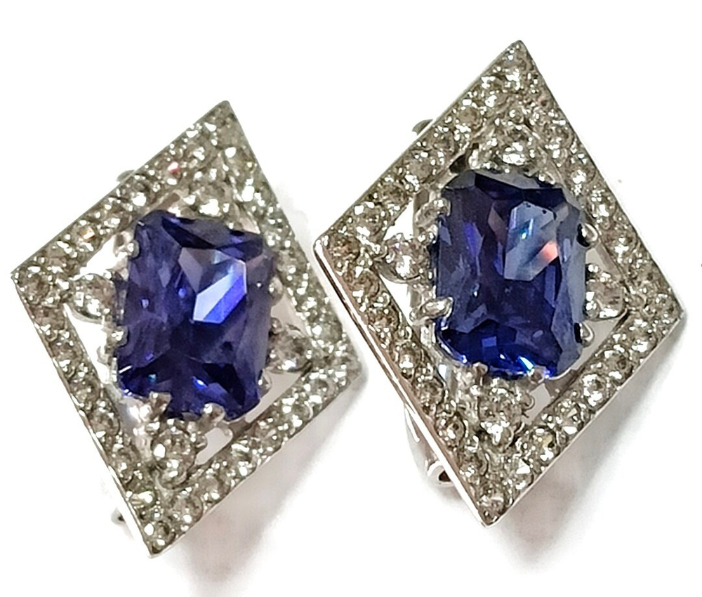 Ювелирные серьги из серебра