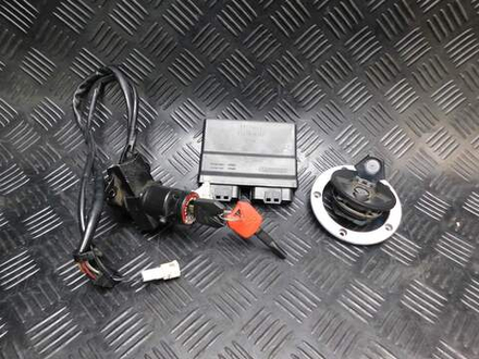 Коммутатор с замком зажигания Kawasaki ZZR1400 ZXT40C (и крышкой бака) 051923