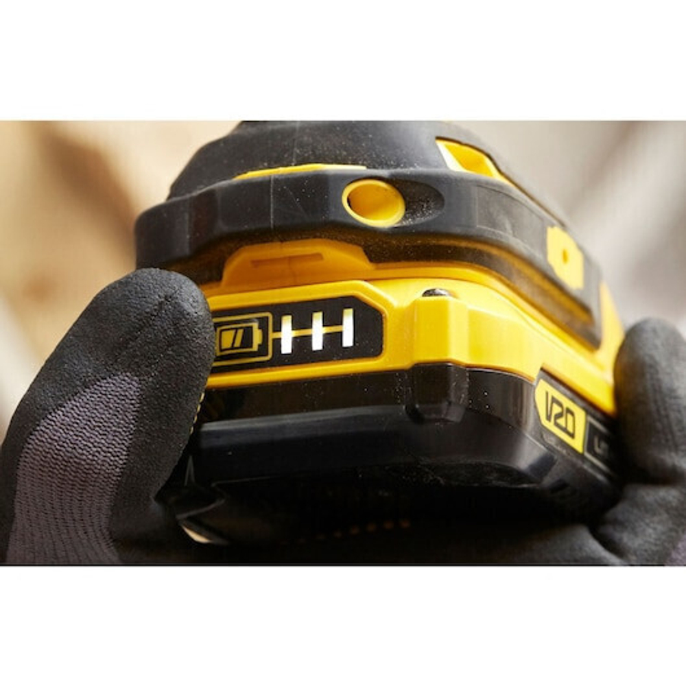 Шуруповерт ударный Stanley Fatmax SFMCF800C2K-QW