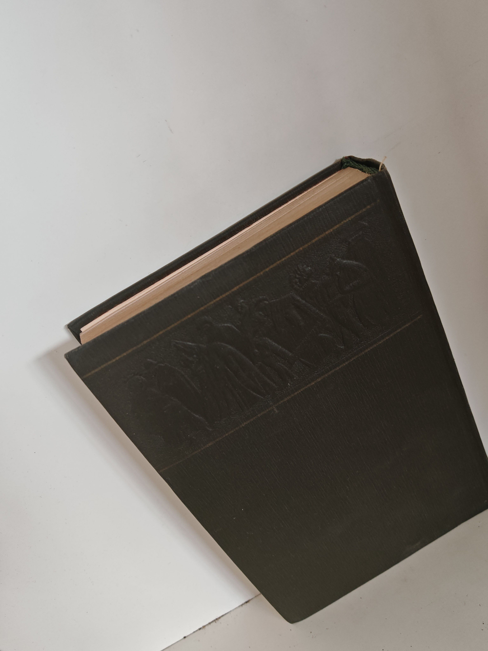 Н. В. Гоголь. Собрание сочинений в шести томах. Том 6: Избранные статьи и письма