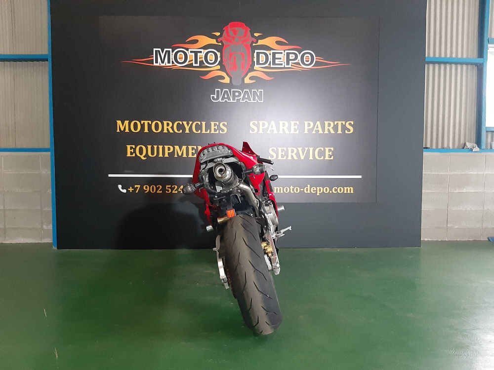 Honda CBR600RR 043064