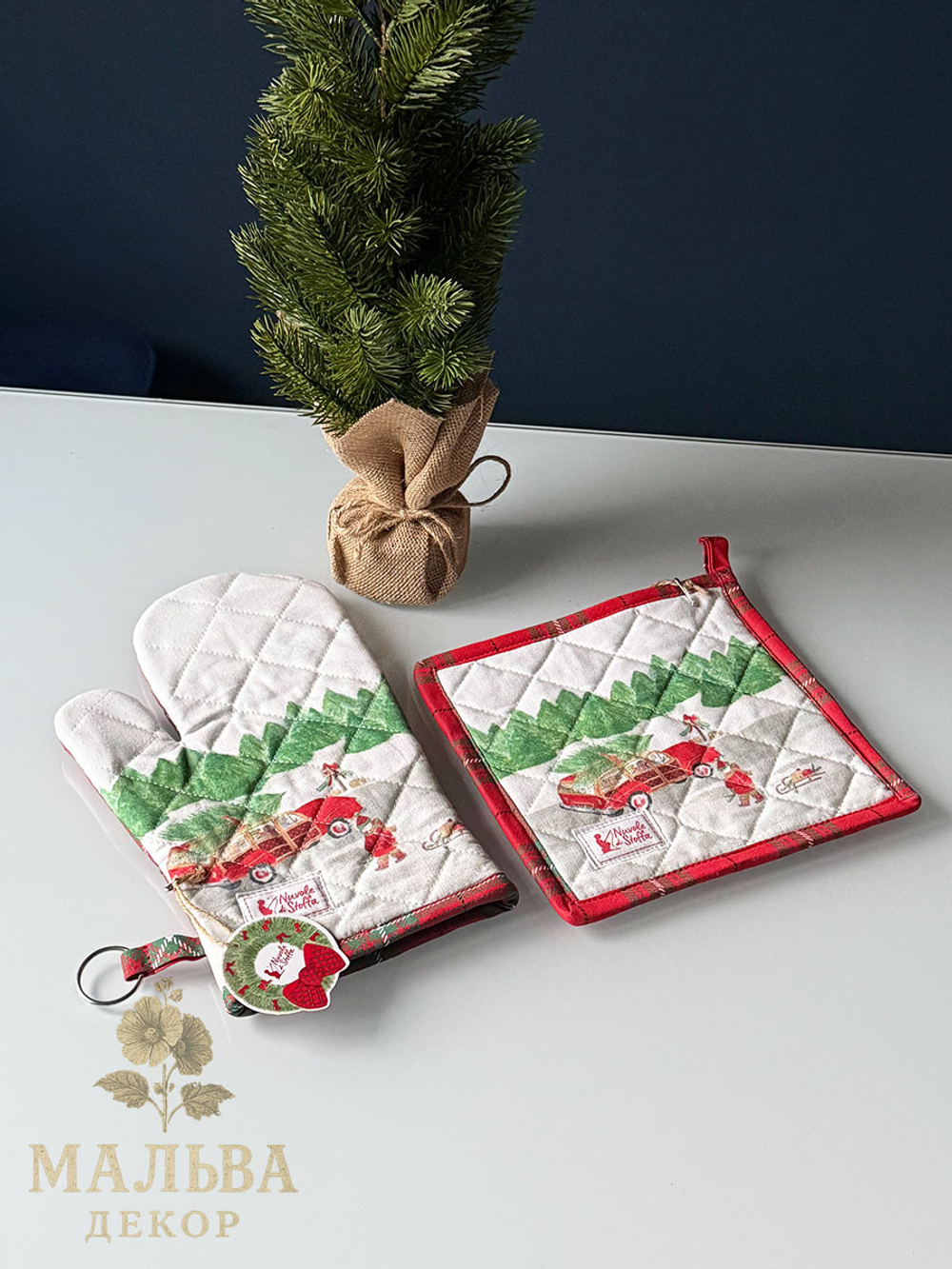 Прихватка-варежка "Рождественская открытка" 19x32см