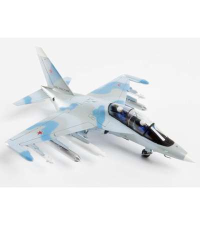 Сборная модель ZVEZDA Российский учебно-боевой самолет Як-130, 1/72