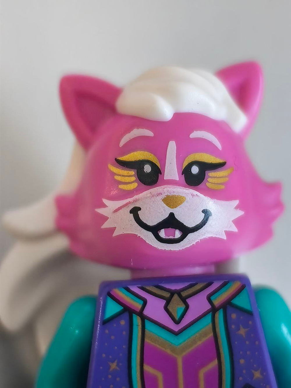 USED Кити vid027