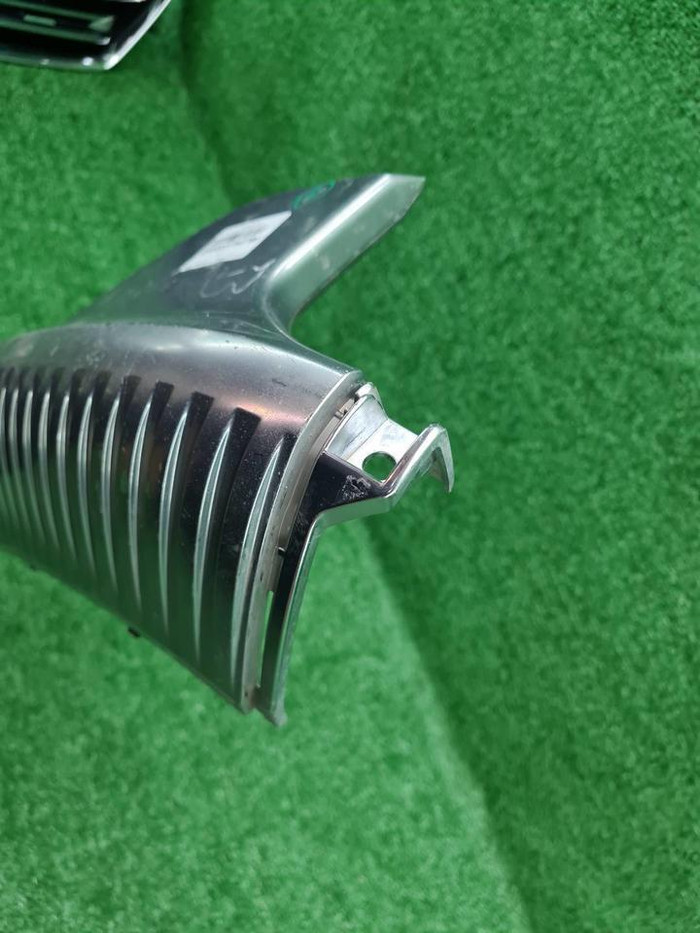 Накладка переднего бампера Hyundai Palisade 22-нв