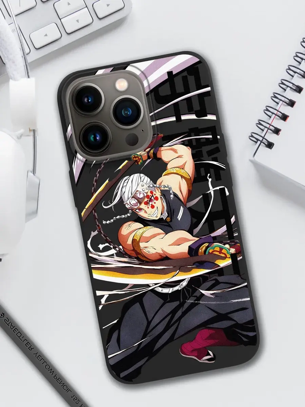 Чехол на iPhone 16 Pro