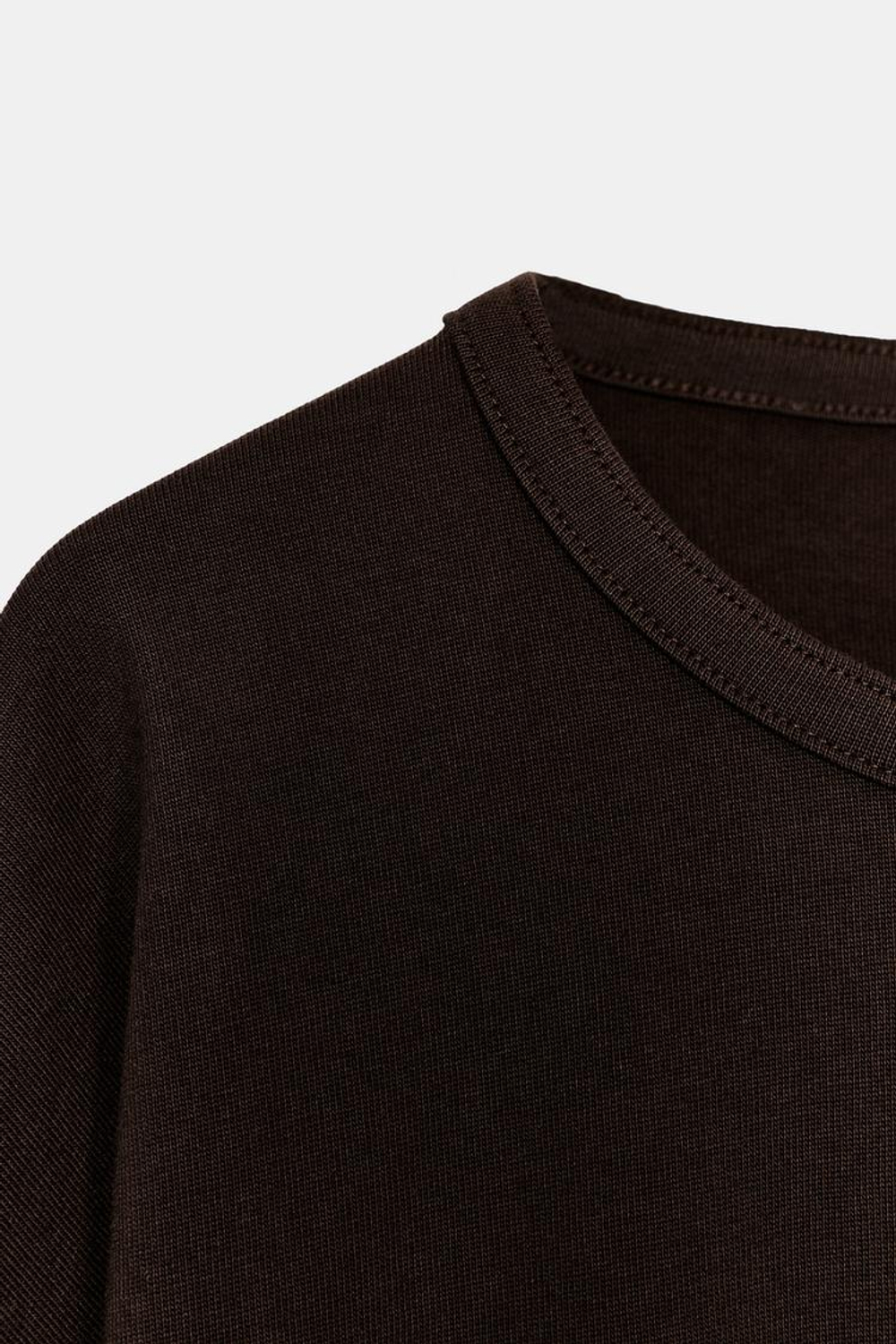 ZARA ФУТБОЛКА С РУКАВАМИ-КРЫЛЫШКАМИ, ШОКОЛАДНЫЙ