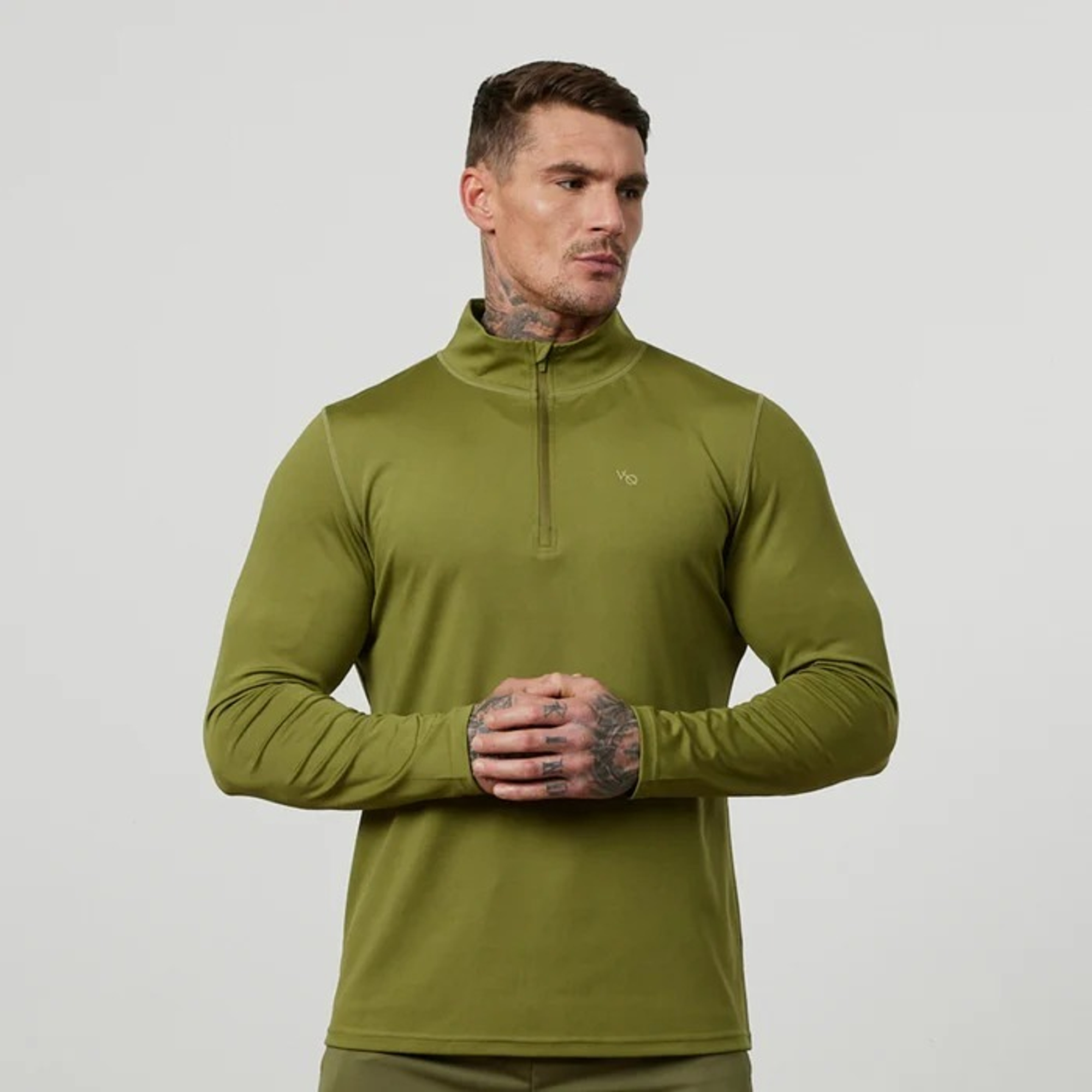 Лонгслив VANQUISH Essential Performance Zip Long Olive