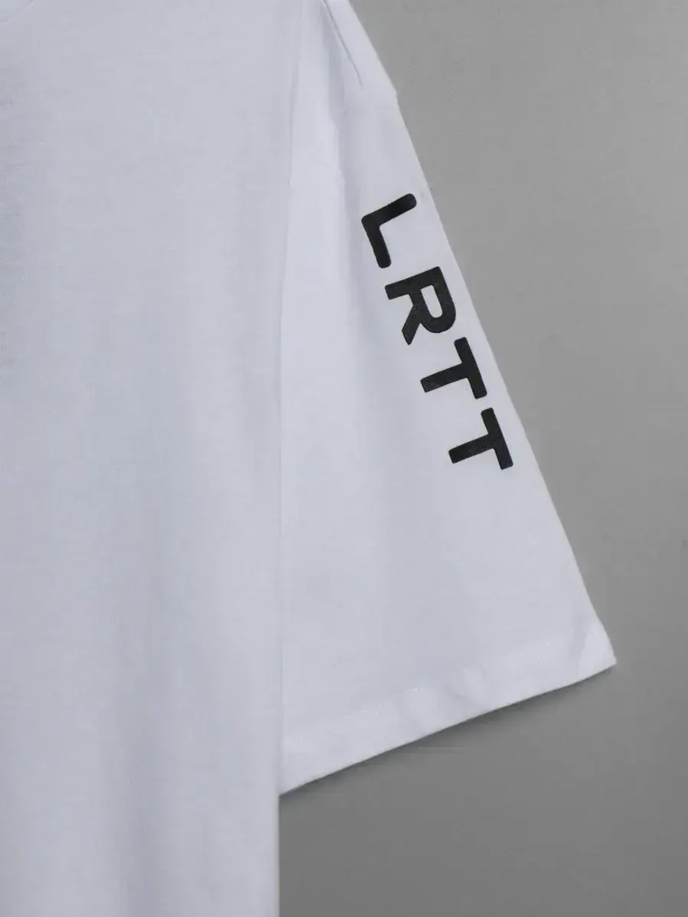 Футболка мужская летняя