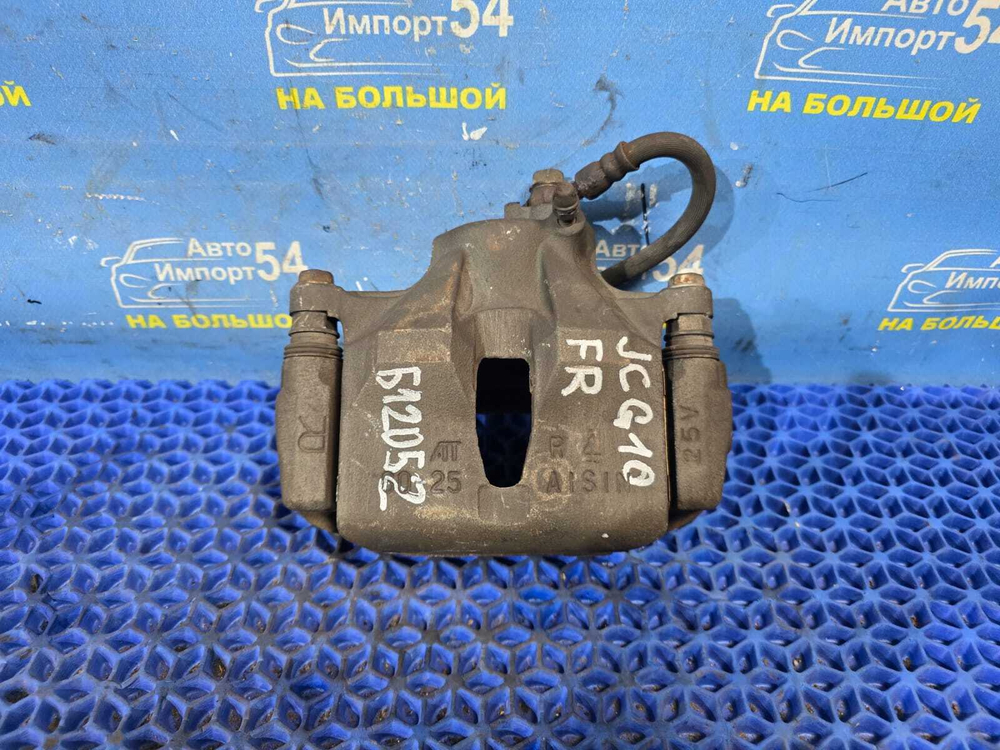 Суппорт тормозной передний правый TOYOTA PROGRES 1998-2007