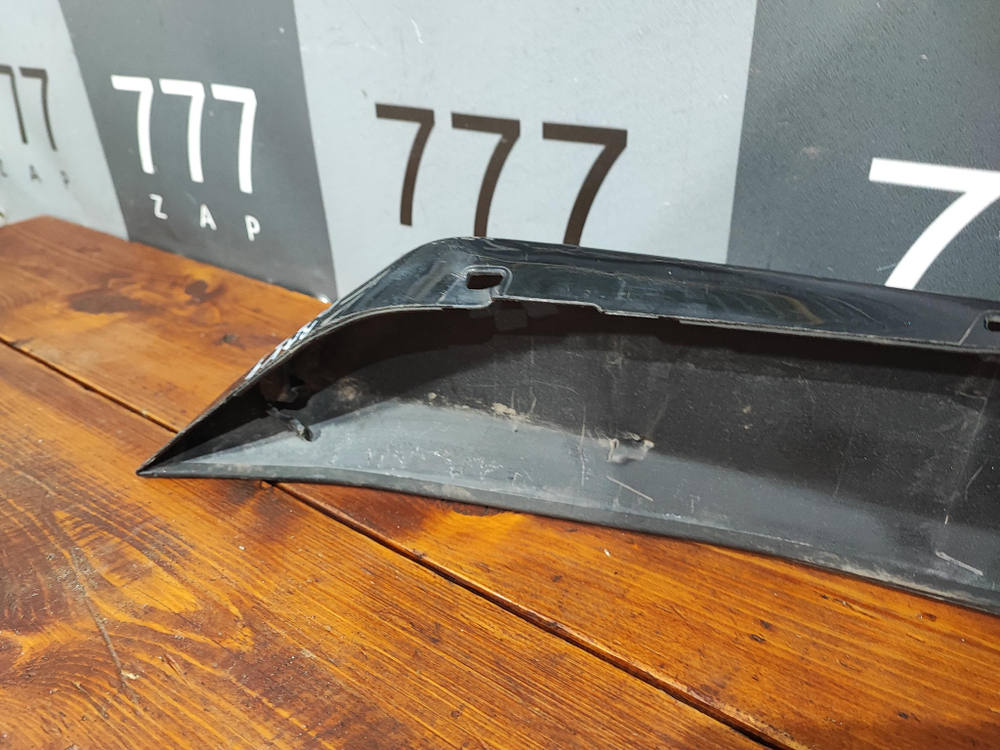 Накладка крышки багажника Toyota RAV4 XA40 15-19 Б/У Оригинал 768120R900