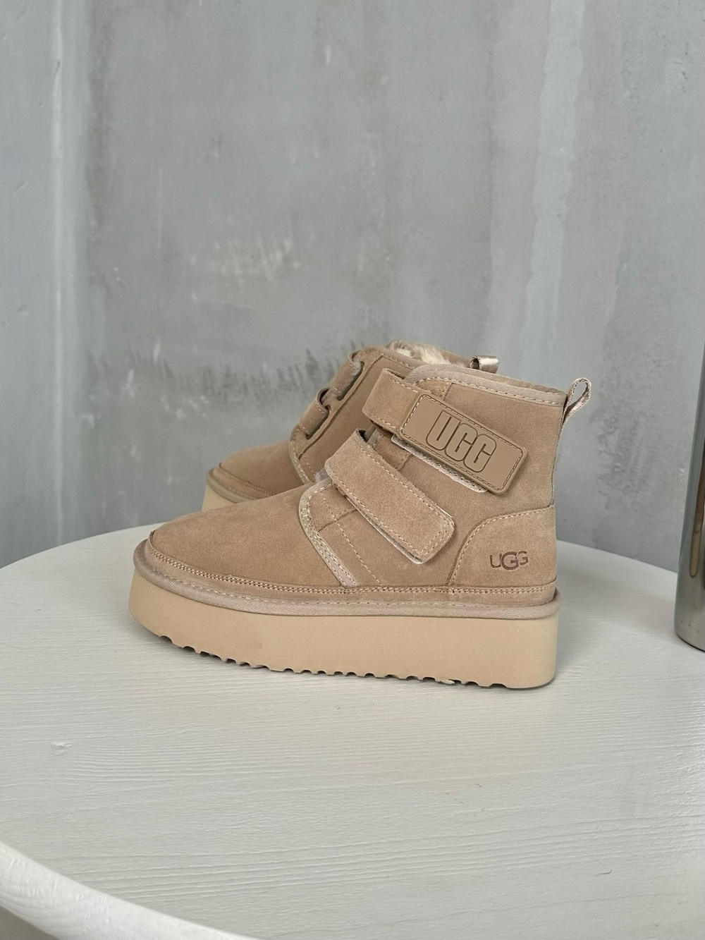 UGG Mini Hi Platform Velcro 2 Beige