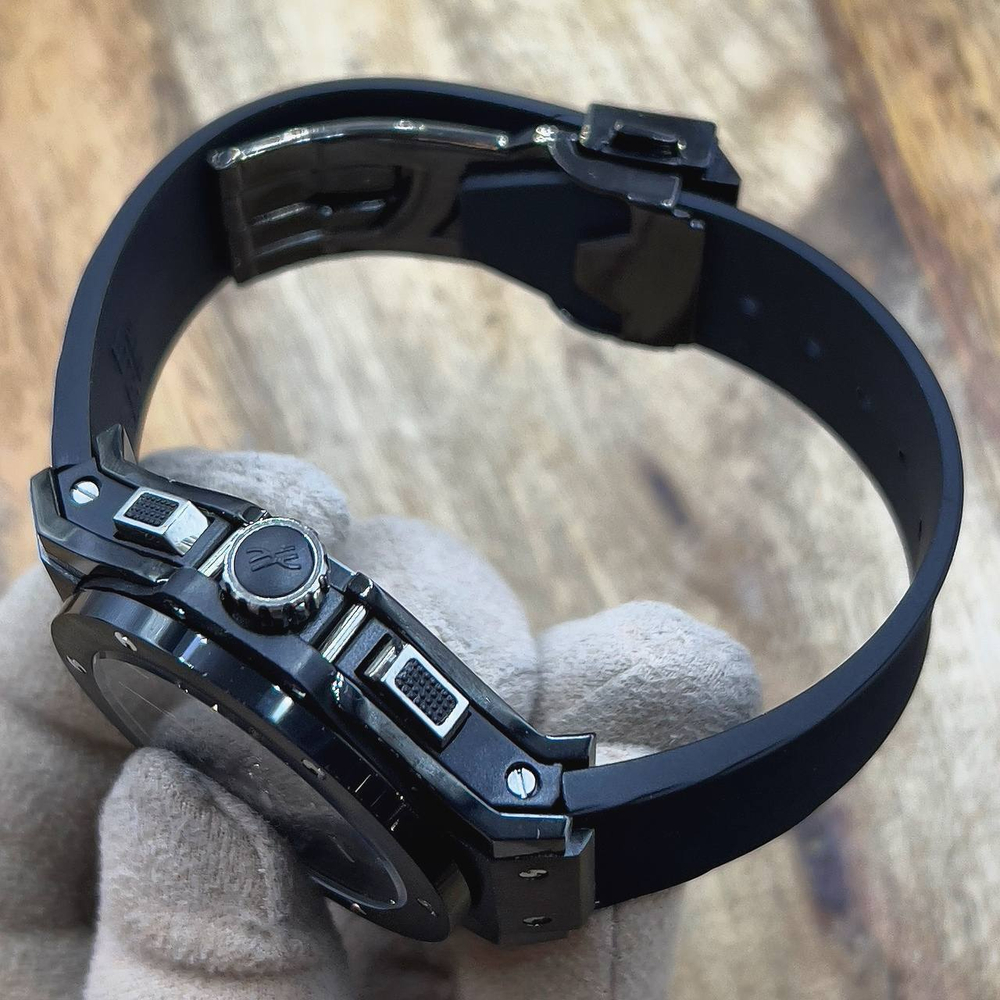 Часы Hublot