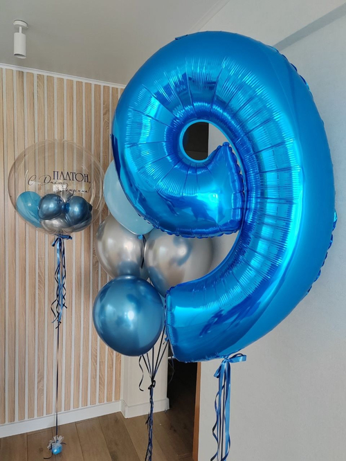 Большая синяя цифра с шарами хром, прозрачный шар баблс с шариками внутри и любой надписью