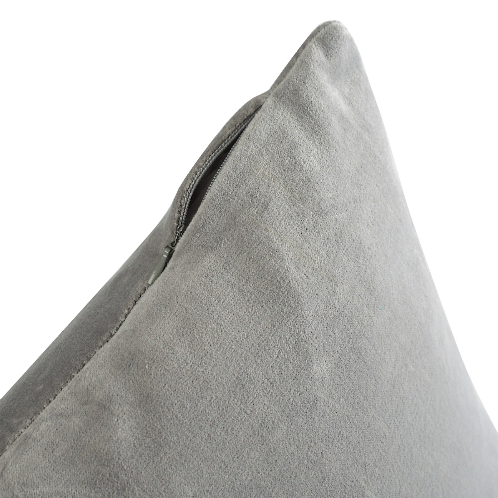 Подушка декоративная бархатная 45х45 Tkano Essential серая