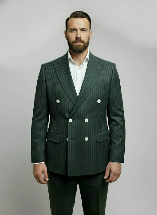 Мужской костюм двубортный (зеленый) В39
