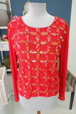 Джемпер с пайетками 46 размер