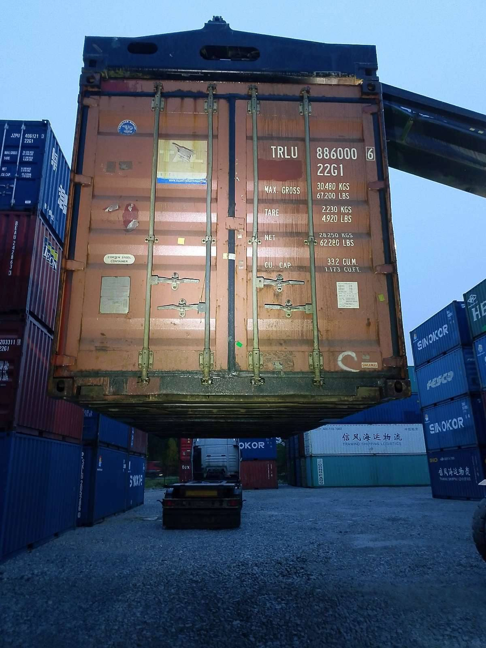 Контейнер 20 футов № TRLU8860006