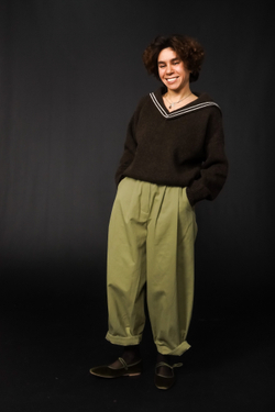 Пуловер с воротником-морячкой из мериноса шоколадного цвета