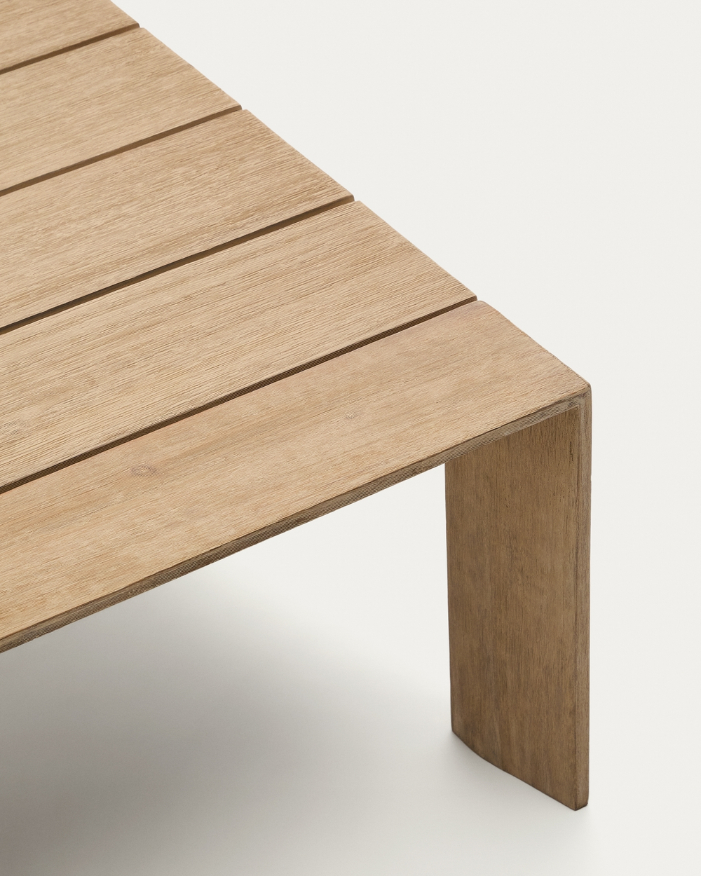 Журнальный столик Ambra из акации со светлой отделкой 82,5 x 140 см