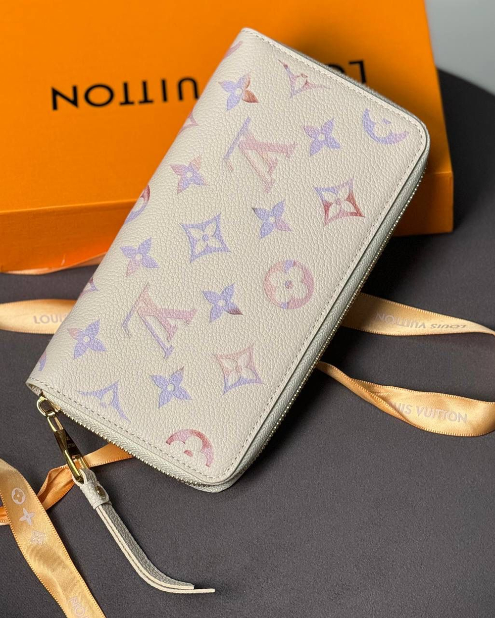 Кошелек Louis Vuitton