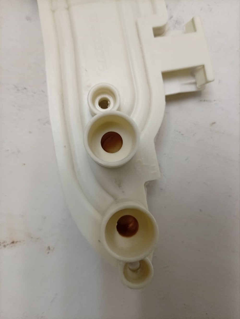 RST703DW кт18 Бункер для стиральной машины Ariston Indesit Whirlpool C00774072 б/у