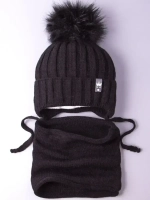 Шапка для девочки зимняя вязаная и снуд