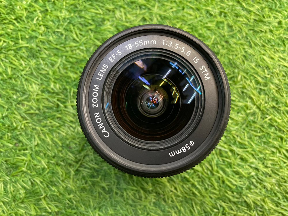 Canon 600D Kit 18-55mm 3.5-5.6 IS STM 9700 кадров
