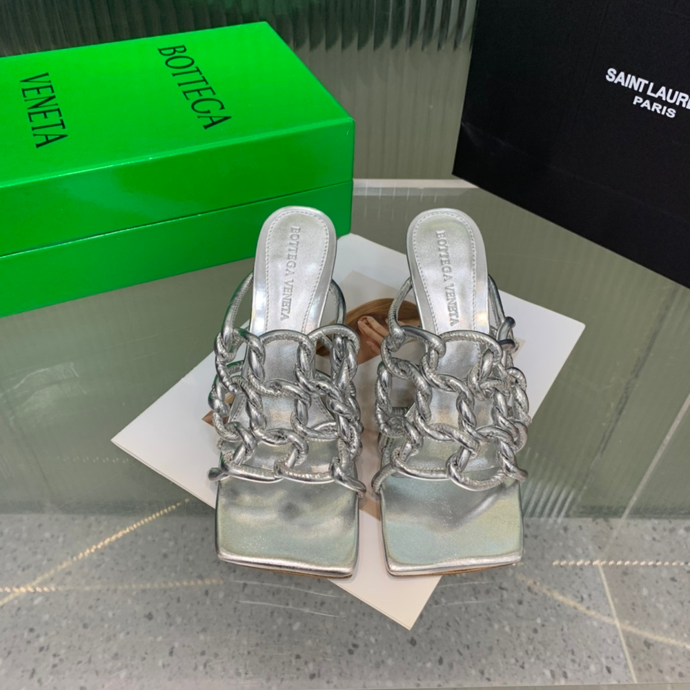 Bottega Veneta Stretch Twist Mule