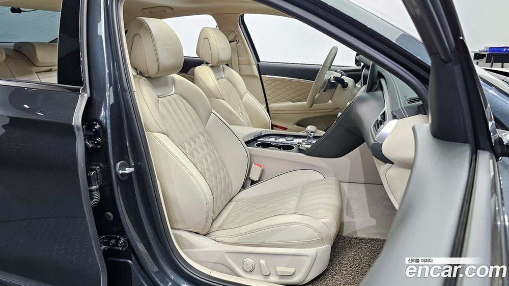 Genesis G70 3.3T Sports AWD (11.2019)