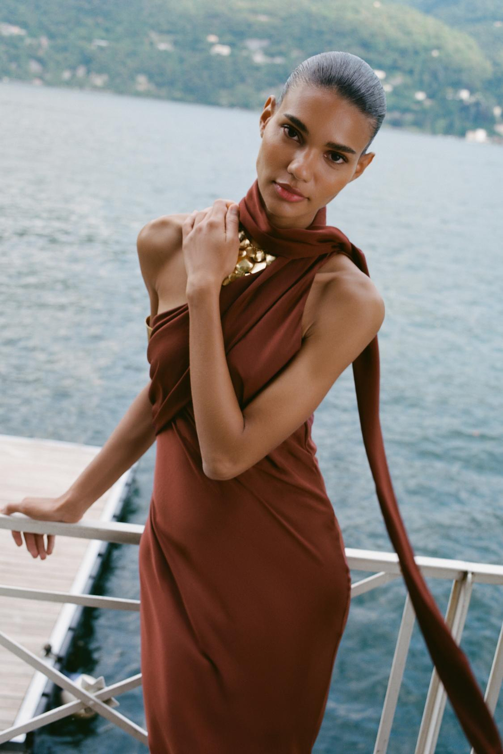 ZARA ПЛАТЬЕ МИДИ АСИММЕТРИЧНОГО КРОЯ С ШАРФОМ, КОРИЧНЕВЫЙ