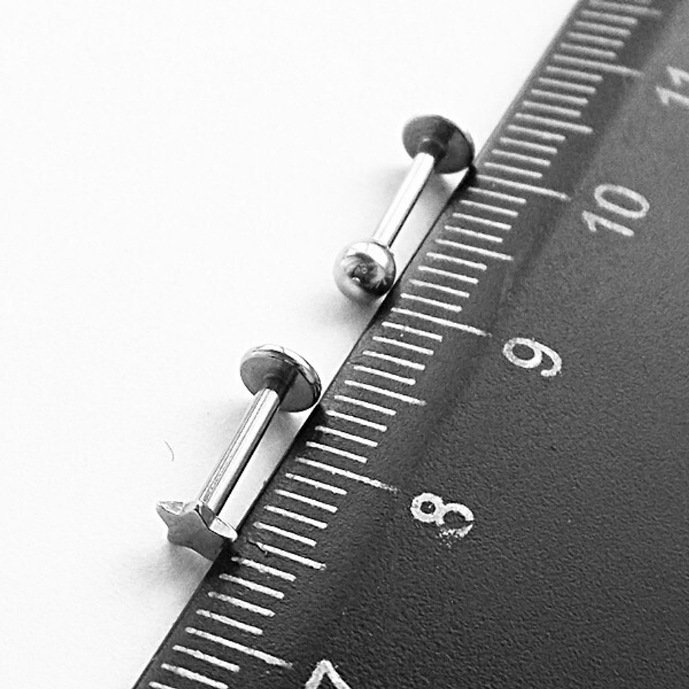 Лабреты 8 мм (2 шт.) для пирсинга губы "Звездочка", "Шарик". Медицинская сталь.