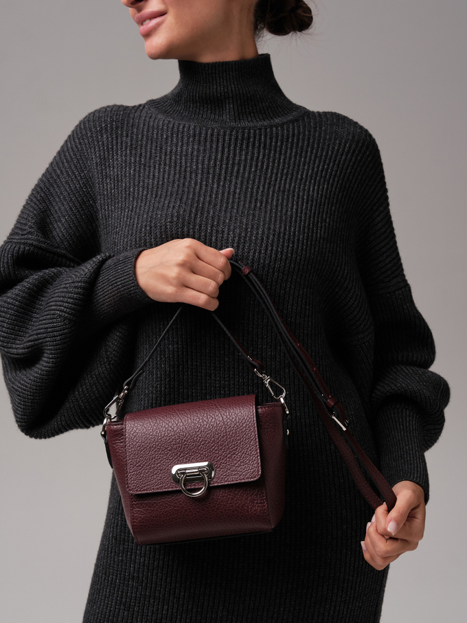 Сумка кожаная через плечо бордо/бизон